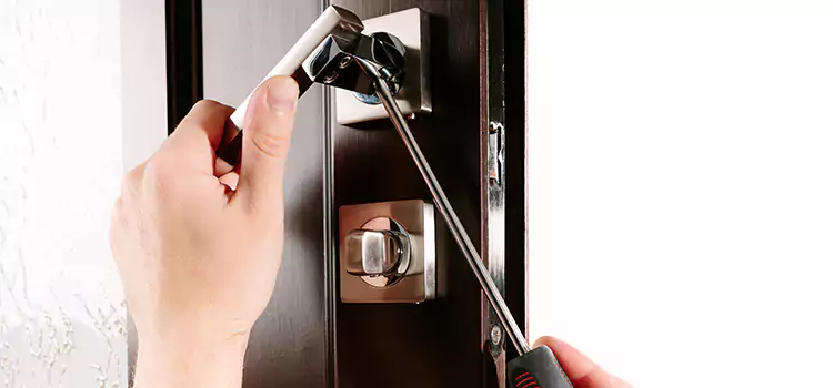 Door Lock Replacement Service Forest Lake