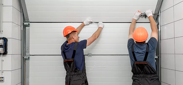 Choose Us for Your Garage Door Needs in Forest Lake
